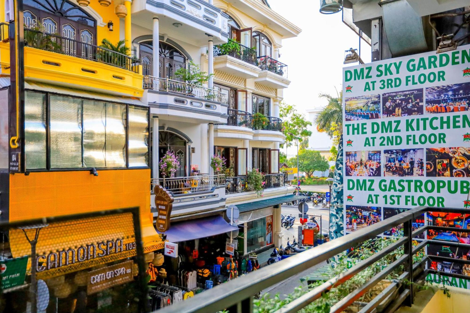 Dmz Hostel Hue Esterno foto