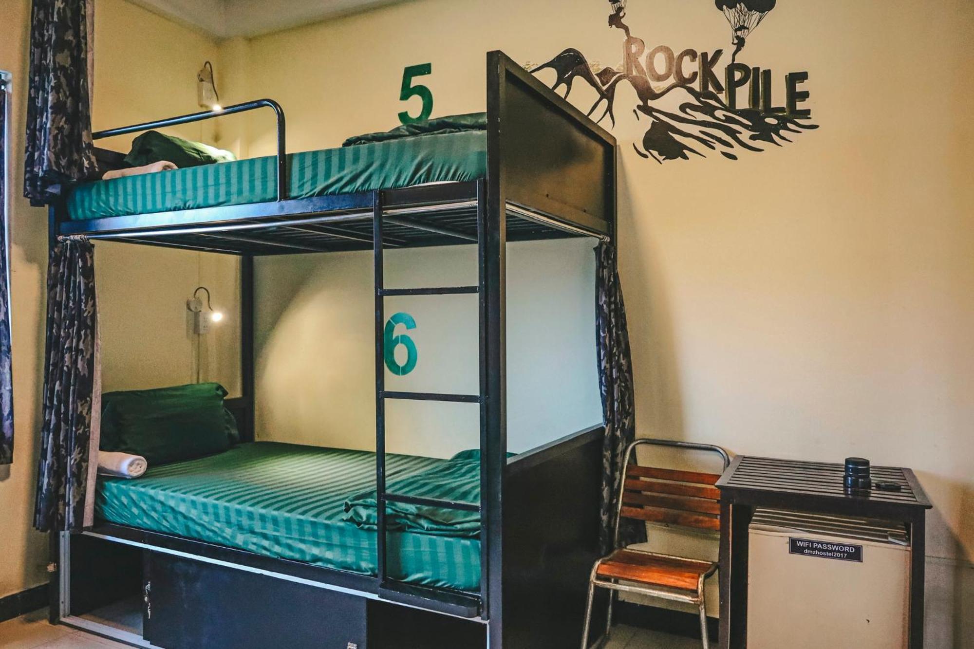 Dmz Hostel Hue Esterno foto